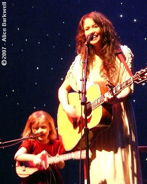 photo of Olivia and Sarah Lee Guthrie in Columbus, GA
