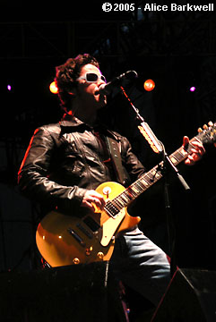thumbnail image of Kelly Jones from Stereophonics